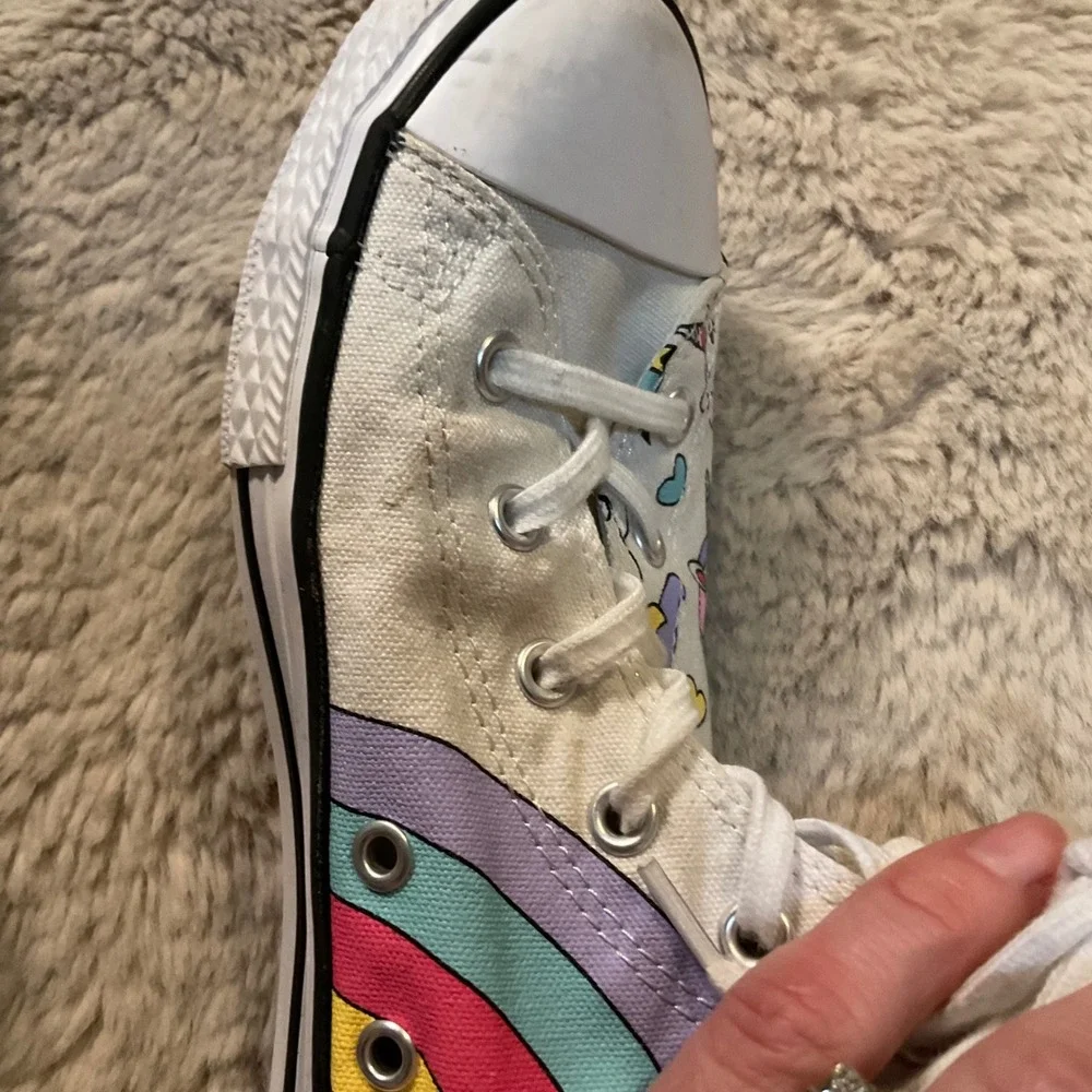 Converse Chuck Taylor All Star Sneakers Unicorn Kids Size 5 Youth Rainbow‎